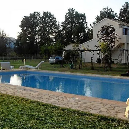 Monica Di Casa vacanze Sorbo-Ocagnano