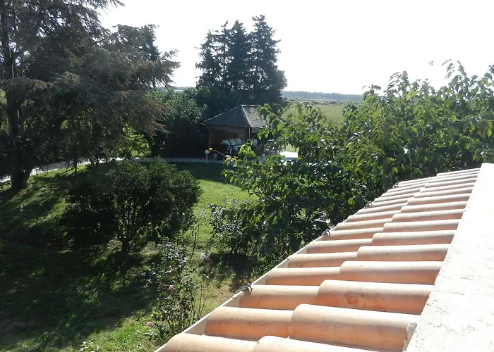 בית נופש Monica Di *