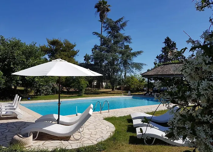 Monica Di * Sorbo-Ocagnano